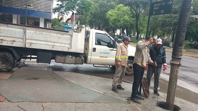 TRAS LAS LLUVIAS: OPERATIVOS DE SAMEEP PARA GARANTIZAR EL FUNCIONAMIENTO DEL SISTEMA CLOACAL
