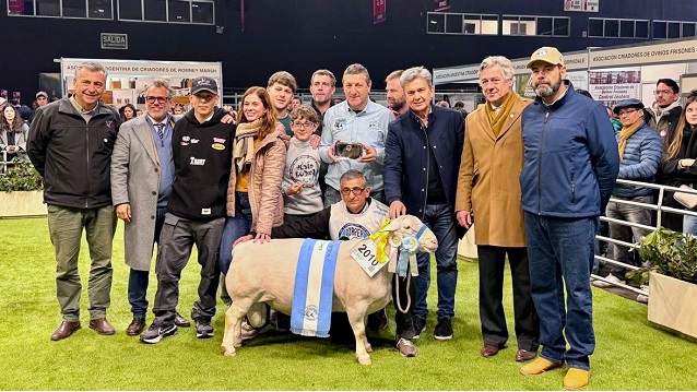 CHACO CELEBRA UN NUEVO TRIUNFO GANADERO EN LA EXPO RURAL 2025