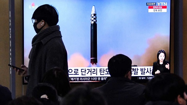 Corea del Norte lanza dos nuevos misiles, en un año récord de pruebas y pese a las sanciones