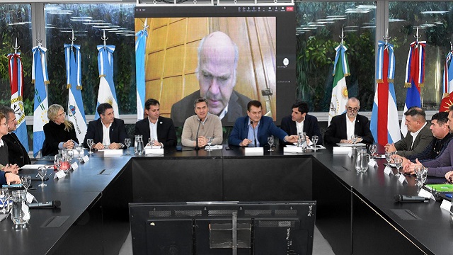 ”Argentina puede salir adelante de la mano del Campo”: El Gobernador Zdero acompañó la reunión del Consejo Federal Agropecuario