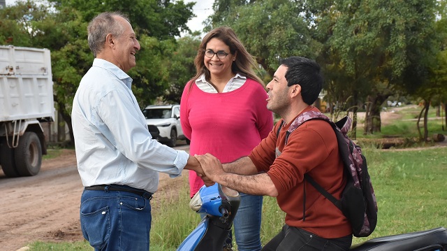 Dolores García destacó el trabajo Municipal en la Obra de asfalto en la calle Tucumán  