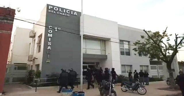 Se fugaron tres internos de la comisaría Primera de Sáenz Peña