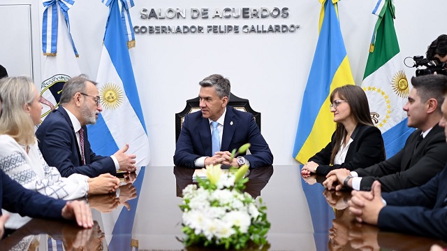 Zdero recibi&oacute; al Embajador de Ucrania y avanza en una Agenda de Cooperaci&oacute;n Productiva y Comercial 