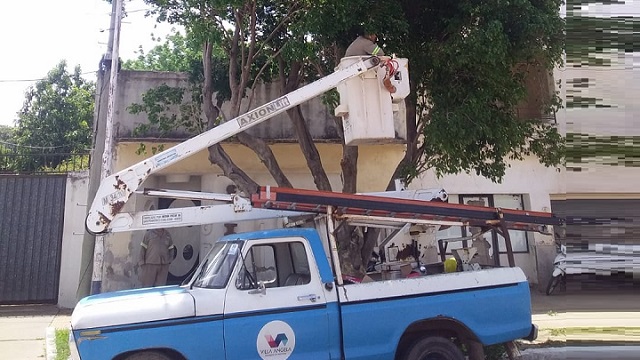 Villa Ángela: El Municipio continúa con las mejoras en el alumbrado público de la ciudad 