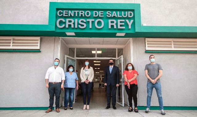 El Gobierno inauguró la ampliación y refuncionalización del  Centro de Salud del Barrio Cristo Rey 
