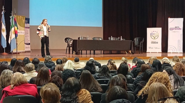 Programa Aprendo Leyendo: En Sáenz Peña, Directores y Supervisores de Escuelas Primarias participaron de encuentro de capacitación 