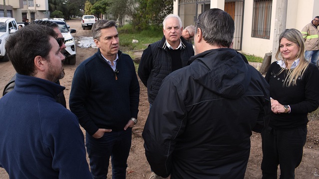 Mas Conectividad: El Gobernador Zdero constató el avance de Obras de pavimentación en Villa Altabe 