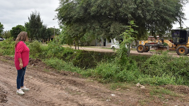 Nuevos trabajos de mejoramiento de calles en el Barrio Sargento Cabral  