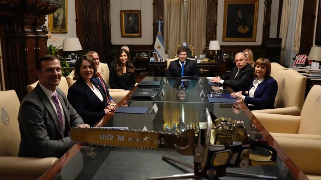 El Gobierno acordó con EE.UU. cooperar en seguridad y firmó el ingreso al Programa de Exención de Visas