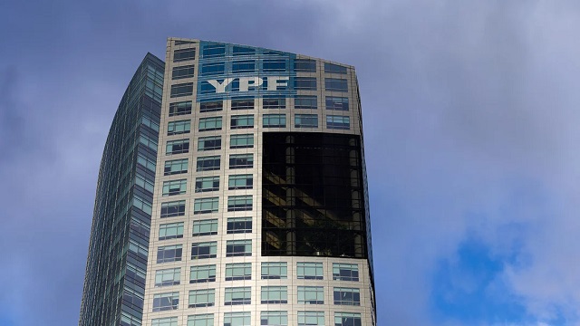 YPF cerr&oacute; el tercer trimestre con ganancias de US$1.200 millones