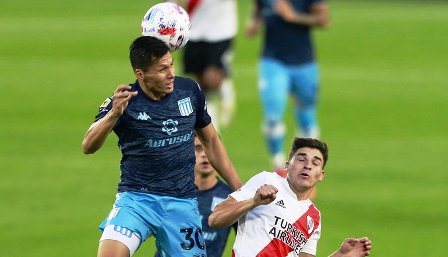 Liga Profesional: River no pudo quebrar a Racing en el Monumental y el clásico terminó 0-0