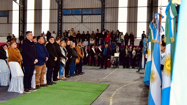 El Gobernador Zdero encabezó el Acto Central por el 76° Aniversario de Chorotis 