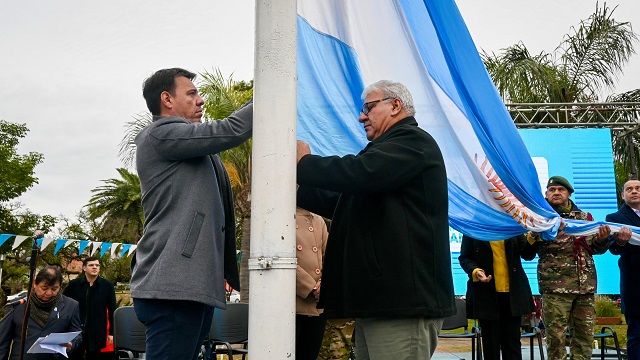 San Bernardo: El Gobierno Provincial junto al Intendente local acompañó el Aniversario N° 92 de la Localidad
