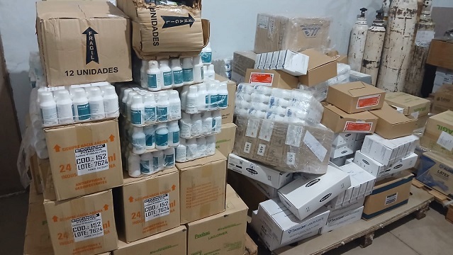EL IMPENETRABLE: EL GOBIERNO PROVINCIAL DISTRIBUY&Oacute; M&Aacute;S MEDICAMENTOS E INSUMOS EN TODA LA REGI&Oacute;N V