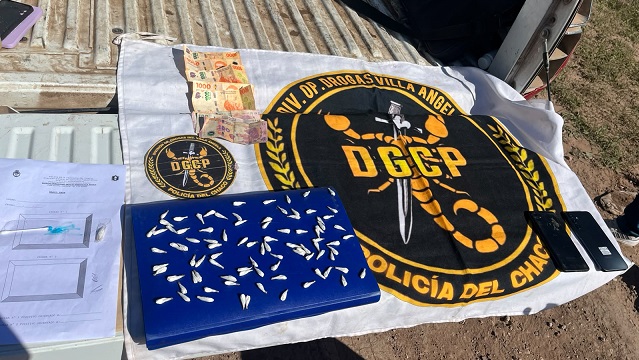 Drogas Interior Villa Angela logra aprehensi&oacute;n de 2 personas vendiendo bochitas de coca&iacute;na al menudeo en barrios al norte de la ciudad 