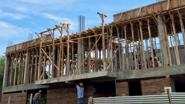 S&aacute;enz Pe&ntilde;a: Avanza la construcci&oacute;n del tercer edificio en el barrio Puerta del Sol 