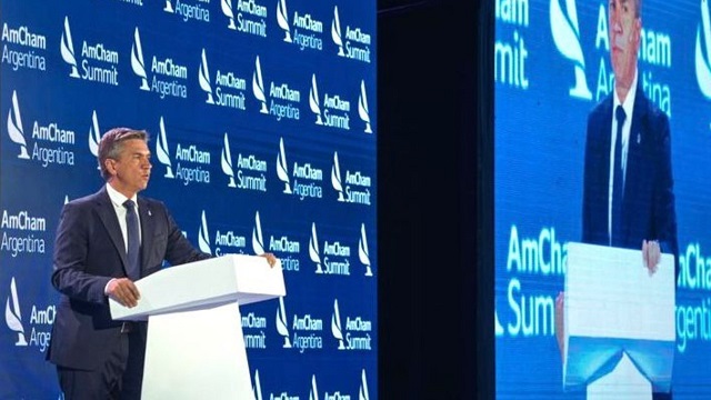 Zdero expuso en el AMCHAM SUMMIT 2026 y destacó el potencial productivo del Chaco