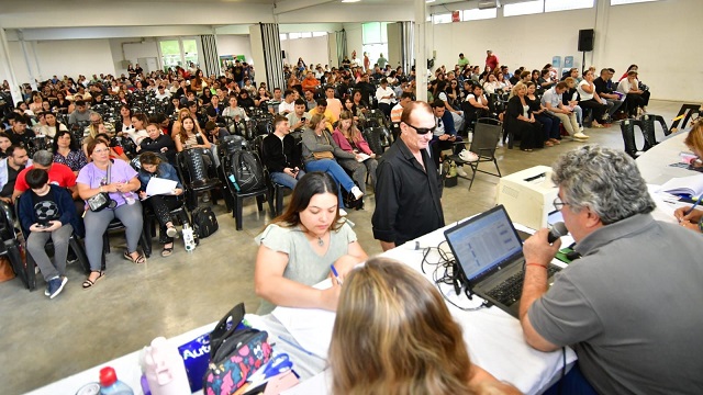 M&aacute;s de 2400 Docentes titularizaron en Escuelas primarias de toda la provincia, a trav&eacute;s de los concursos 