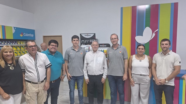 Buyatti particip&oacute; de la inauguraci&oacute;n del local Colorshop en Villa &Aacute;ngela