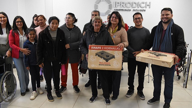 IPRODICH fortalece la inclusi&oacute;n con m&aacute;s entregas de ayudas t&eacute;cnicas en toda la provincia