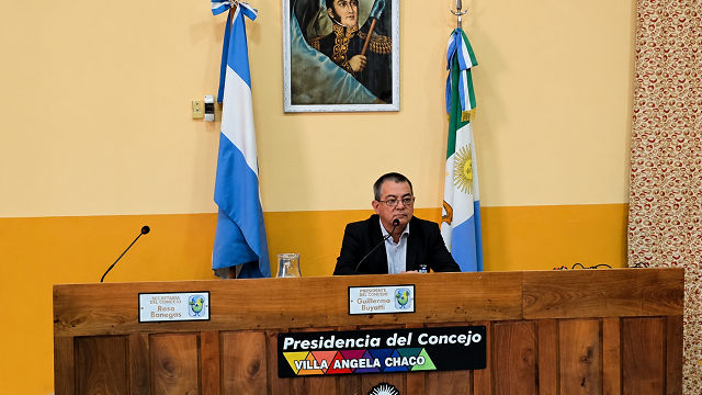 Buyatti defendi&oacute; el plan de 200 cuadras de ripio y cruz&oacute; a la oposici&oacute;n: "Que gestionen para Villa &Aacute;ngela en lugar de criticar"