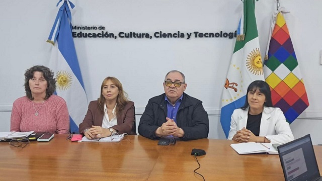 Educaci&oacute;n contin&uacute;a con la Capacitaci&oacute;n &ldquo;Aprendo Leyendo&rdquo; para fortalecer la Lectura en el Primer Grado 