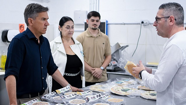 El Gobierno Provincial acompa&ntilde;a el crecimiento de la Empresa Chaque&ntilde;a &ldquo;Hecho en Casa&rdquo;