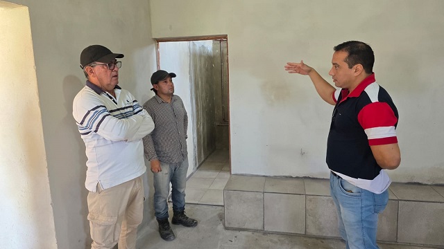 Buyatti recorrió las obras del Cotton Rugby Club y destacó el avance de las mejoras en la institución